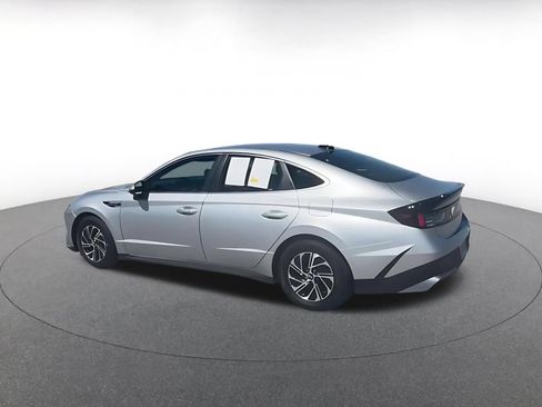 Used 2026 Hyundai Sonata Blue FWD image 9