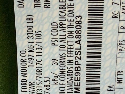 Used 2025 Ford Bronco Badlands image 33