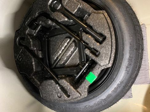 Used 2025 Hyundai Elantra SEL image 44