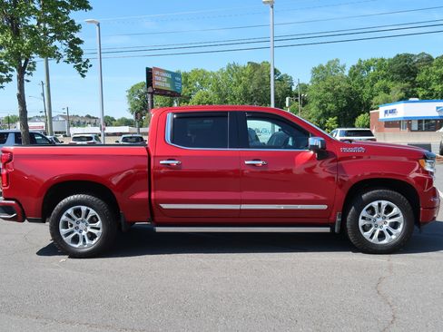 Used 2023 Chevrolet Silverado 1500 High Country AWD/4WD image 11