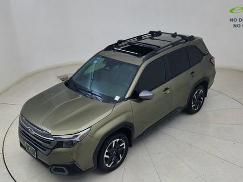 Used 2025 Subaru Forester Limited AWD/4WD image 73