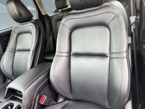 Used 2023 Lincoln Corsair FWD image 23