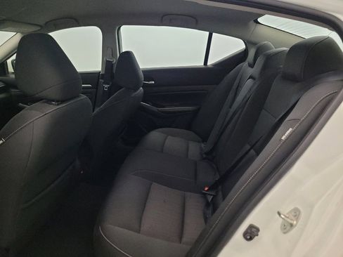 Used 2021 Nissan Altima 2.5 SV AWD/4WD image 18