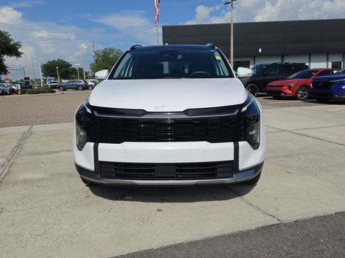 Certified 2026 Kia Sportage EX w/ EX Panorama Roof Package FWD image 3