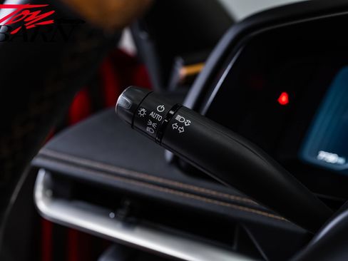 Used 2022 Chevrolet Corvette Stingray Preferred Cpe w/ Z51 Performance Package RWD image 40