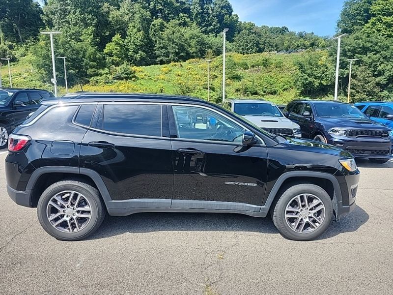 Used 2020 Jeep Compass Latitude AWD/4WD image 5