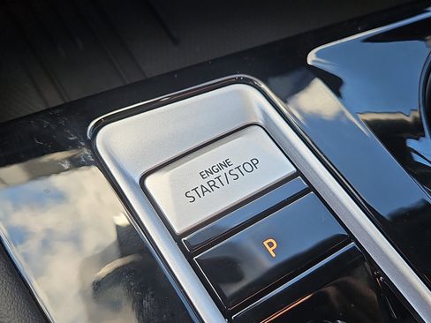 New 2026 Volkswagen Atlas Cross Sport SEL Premium R-Line image 16