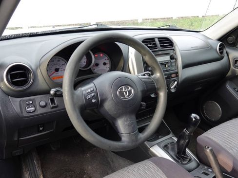 Used 2005 Toyota RAV4 4WD image 49