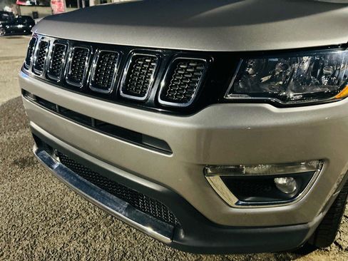 Used 2021 Jeep Compass Limited image 10