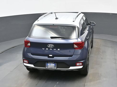 Certified 2025 Hyundai Venue Limited image 37