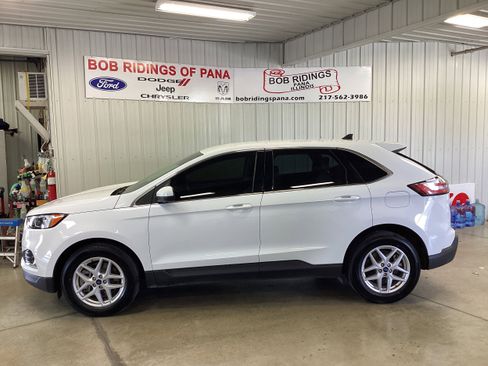 Used 2022 Ford Edge SEL image 2