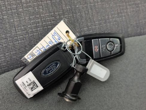 Certified 2025 Ford F150 Lightning XLT image 44