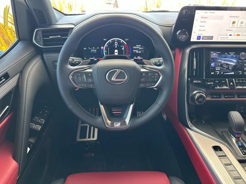 Used 2026 Lexus LX 700h F Sport AWD/4WD image 16
