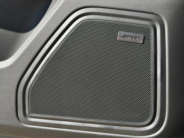 Certified 2026 Porsche Macan AWD/4WD image 22