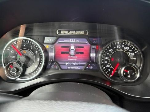 Used 2019 RAM 1500 Big Horn AWD/4WD image 16