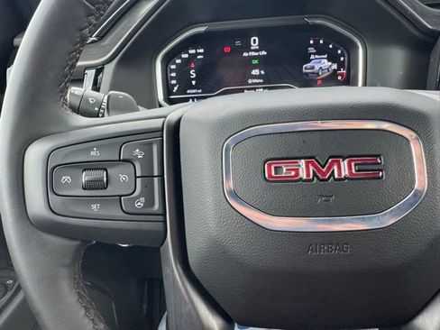 Used 2024 GMC Sierra 1500 AT4 w/ Technology Package AWD/4WD image 27