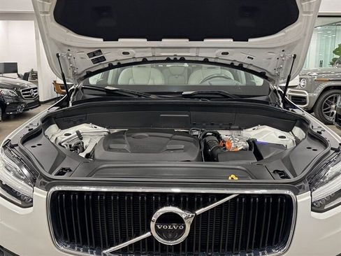 Used 2016 Volvo XC90 T8 Momentum w/ Vision Package image 37