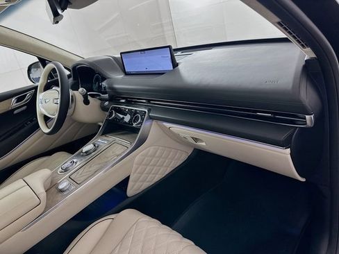 Certified 2024 Genesis GV80 3.5T w/ Prestige Package image 30