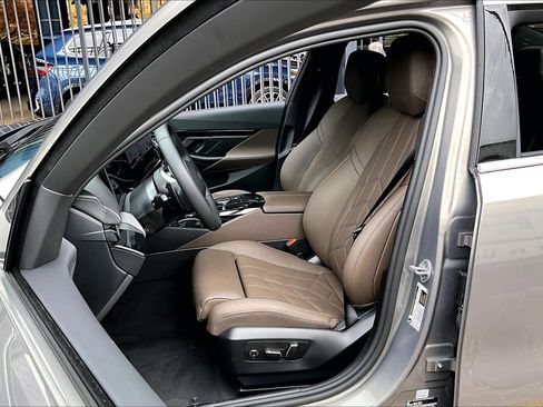 Used 2026 BMW 530i image 7