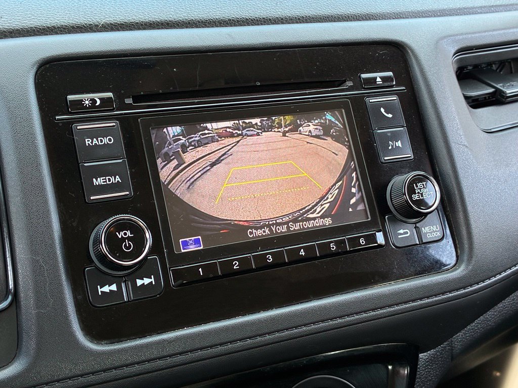 Used 2022 Honda HR-V LX image 7