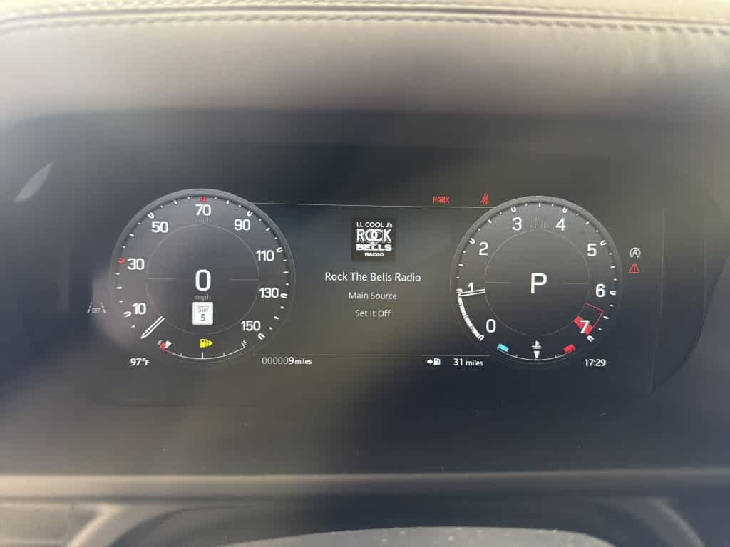New 2026 Land Rover Defender 110 S AWD/4WD image 27