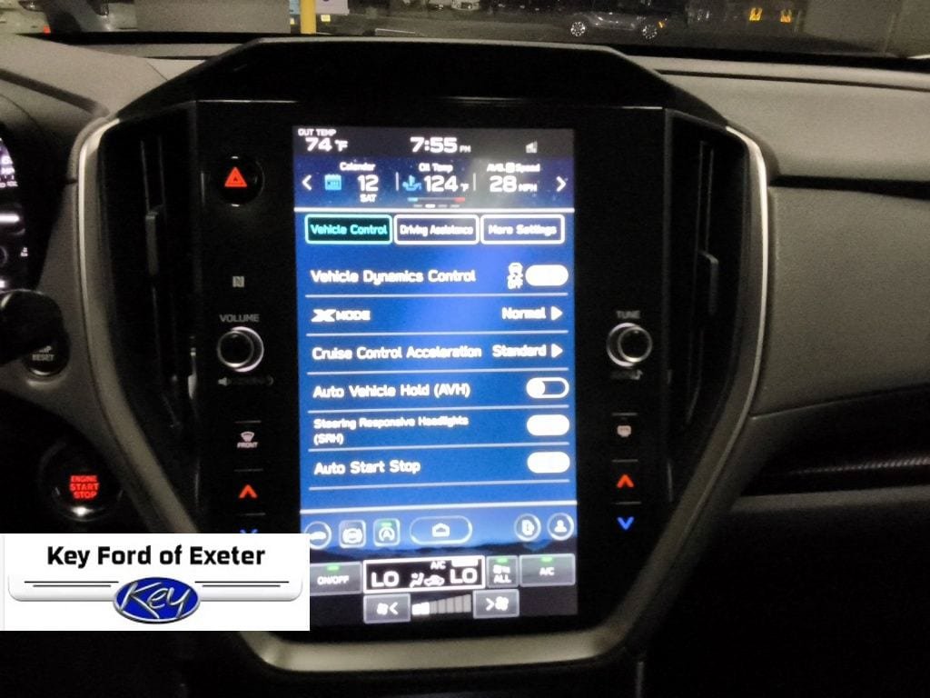 Used 2025 Subaru Crosstrek 2.5i Premium AWD/4WD image 38