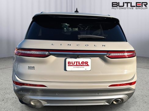 Used 2022 Lincoln Corsair FWD image 4