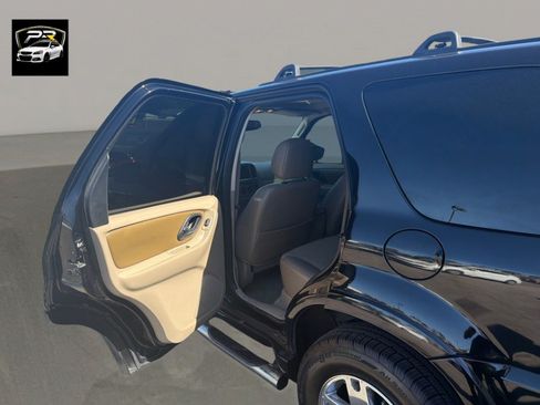 Used 2003 Ford Escape Limited AWD/4WD image 11