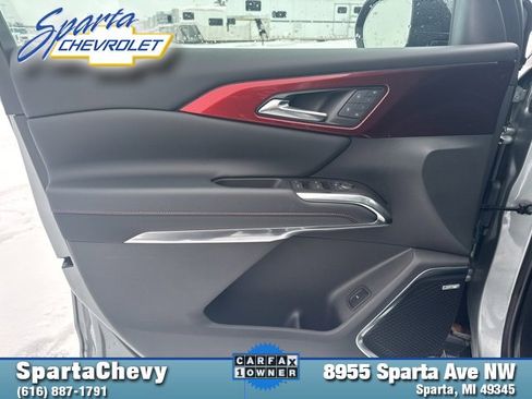 Used 2024 Chevrolet Traverse RS w/ LPO, Floor Liner Package image 11
