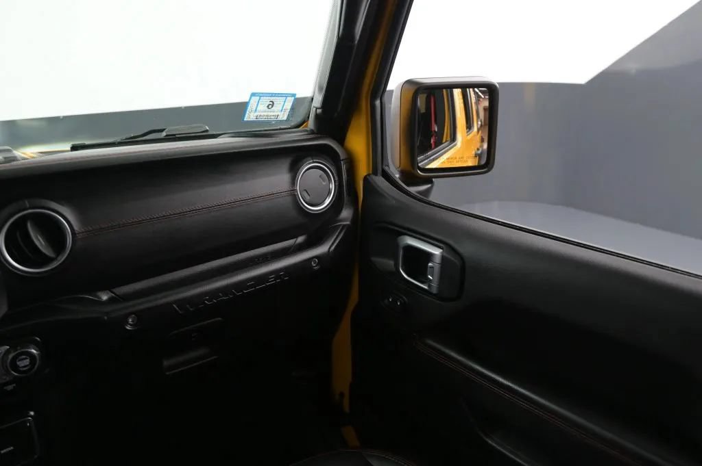 Used 2020 Jeep Wrangler Unlimited Rubicon w/ Quick Order Package 28Y Recon AWD/4WD image 36