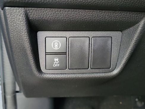 Used 2019 Honda Accord LX image 24