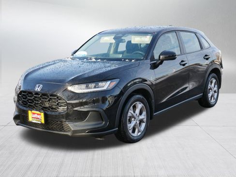 Certified 2023 Honda HR-V LX image 3