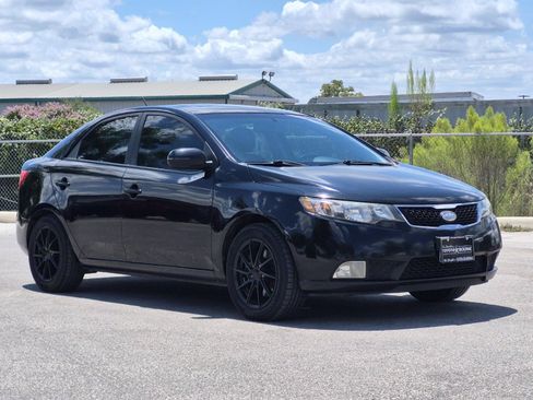 Used 2012 Kia Forte SX FWD image 7