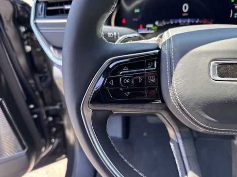 New 2024 Jeep Grand Cherokee Overland w/ Trailer Tow Package image 22