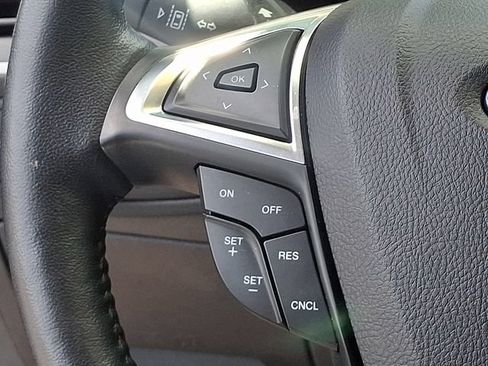 Used 2023 Ford Edge SEL AWD/4WD image 21