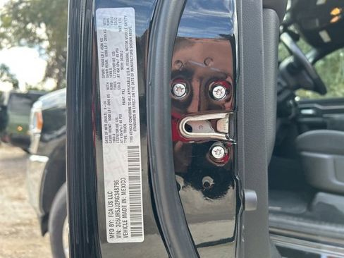 Used 2024 RAM 2500 Big Horn image 21