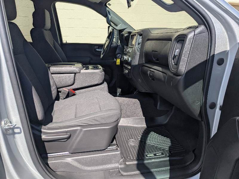Used 2020 GMC Sierra 2500 4x4 Crew Cab w/ Convenience Package image 17