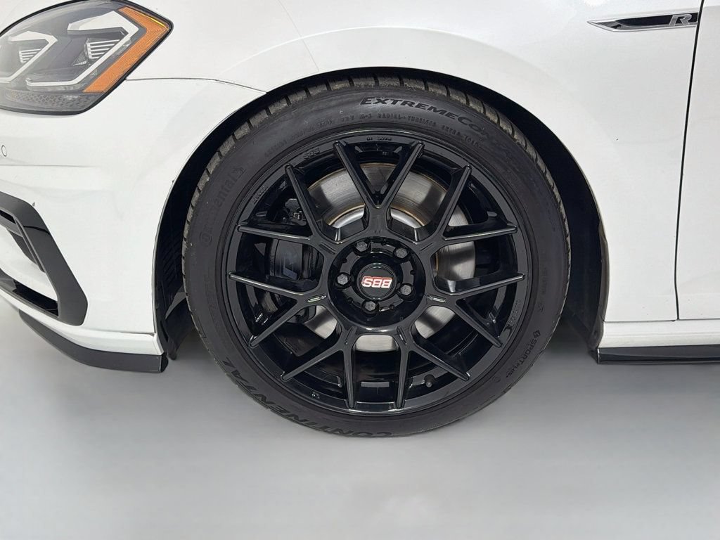 Used 2019 Volkswagen Golf R 4-Door AWD/4WD image 29