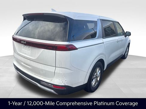 Certified 2024 Kia Carnival LX image 5