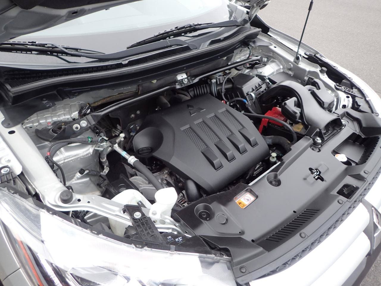 Used 2018 Mitsubishi Eclipse Cross ES FWD image 21