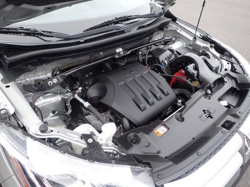Used 2018 Mitsubishi Eclipse Cross ES FWD image 21