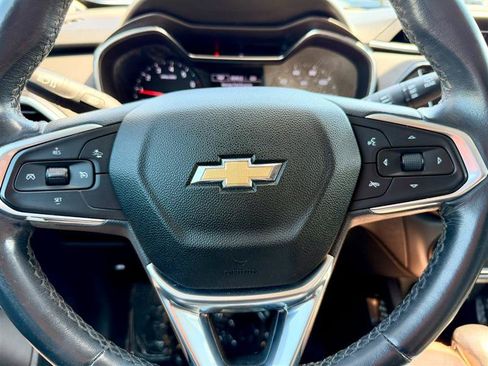 Used 2021 Chevrolet TrailBlazer LT w/ Premium Seating Package AWD/4WD image 16