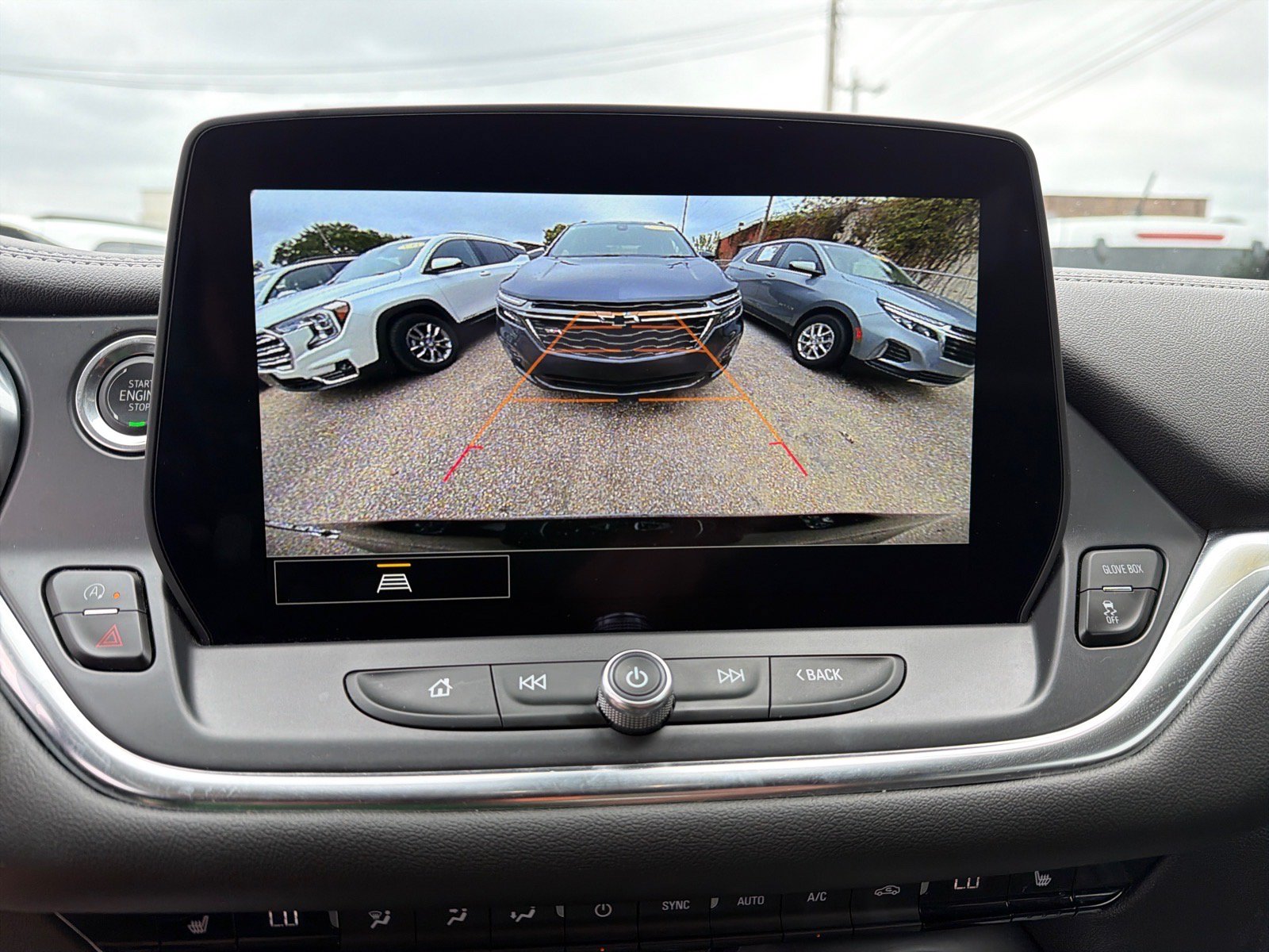 Used 2025 Chevrolet Blazer LT FWD image 18