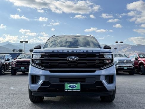 New 2026 Ford Expedition Max Platinum w/ Stealth Performance Package image 5