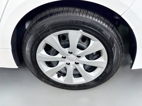 Certified 2026 Toyota Corolla LE FWD image 30