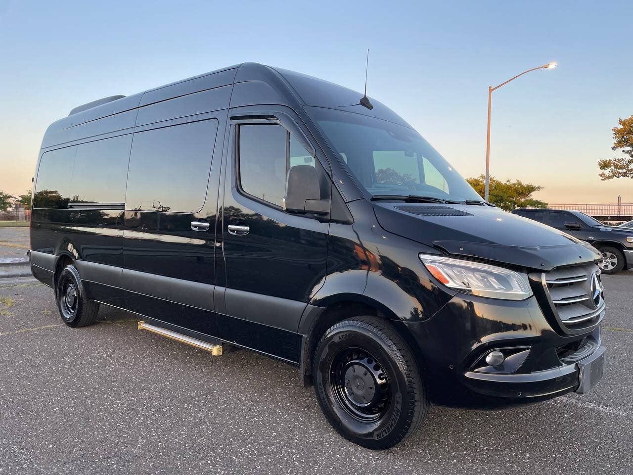 Used 2020 Mercedes-Benz Sprinter 2500 image 5