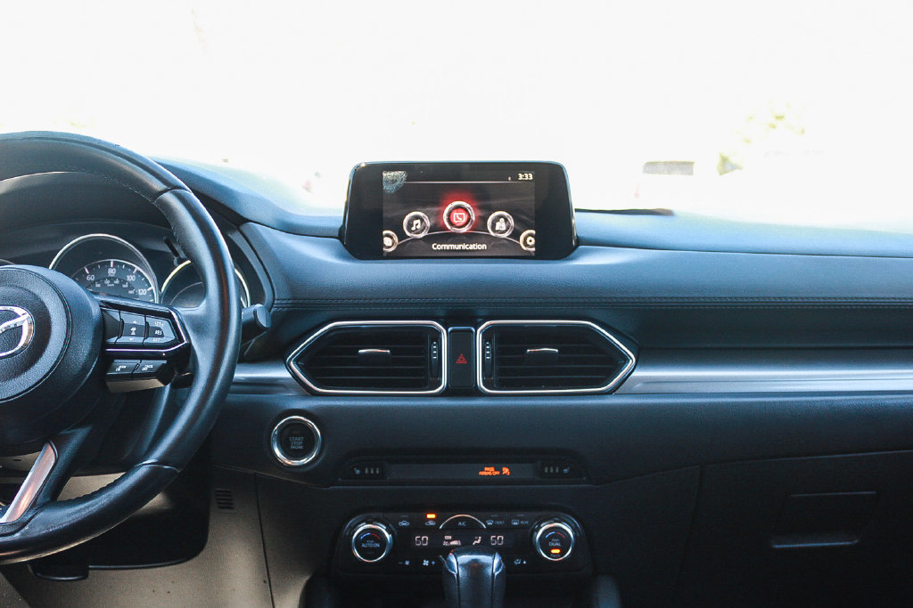 Used 2018 MAZDA CX-5 Touring w/ Preferred Equipment Package FWD image 13