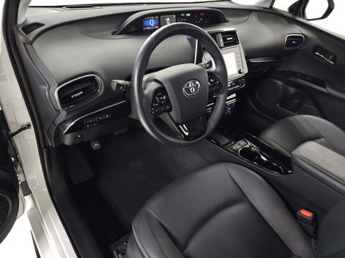 Used 2022 Toyota Prius XLE w/ Advanced Technology Package AWD/4WD image 14