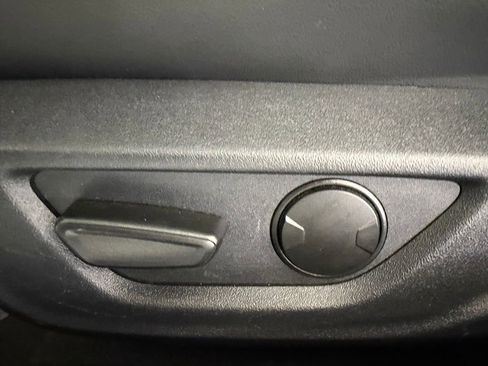 Used 2024 Ford Mustang GT Premium image 23