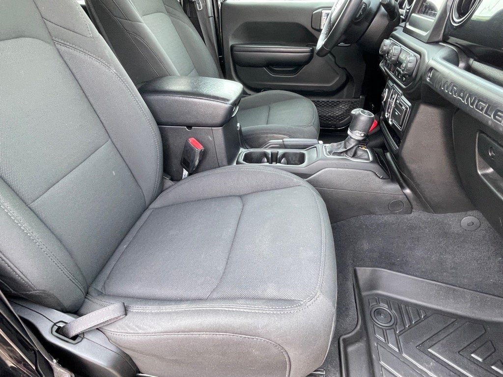 Used 2021 Jeep Wrangler Unlimited Sport AWD/4WD image 10